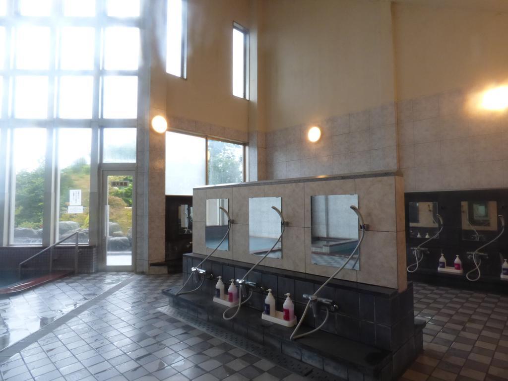Hoshino Yado Hakuchoza Hotel Hirosaki Bagian luar foto