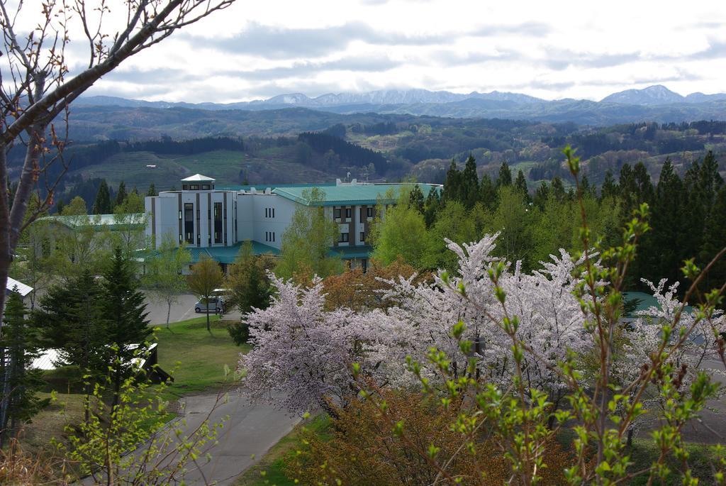 Hoshino Yado Hakuchoza Hotel Hirosaki Bagian luar foto